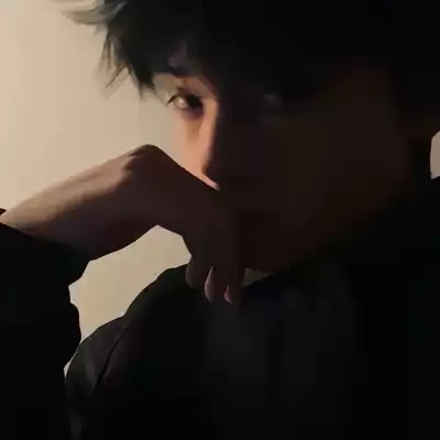唐依童